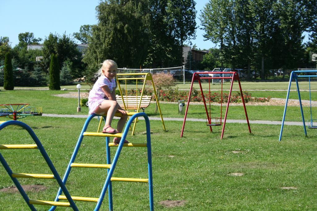 Отель Sophia Bryza - Centrum Rehabilitacji I Wypoczynku Сарбиново Экстерьер фото